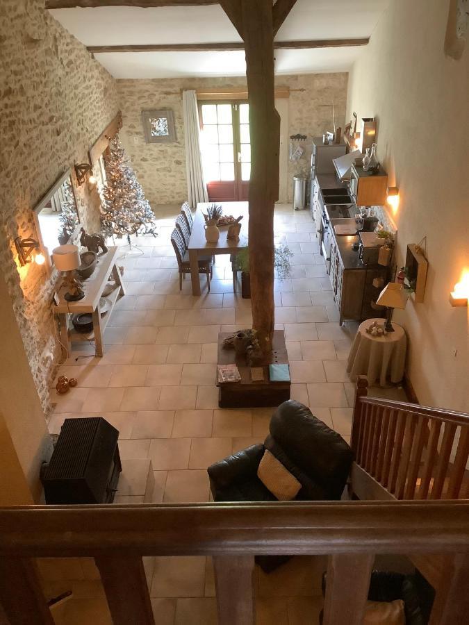 Gite Vallee Magique Panissaud Le Grand-Madieu Exterior foto